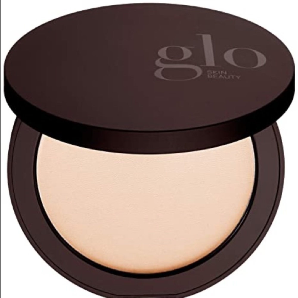 Glo Skin Beauty Pressed Base Powder Foundation